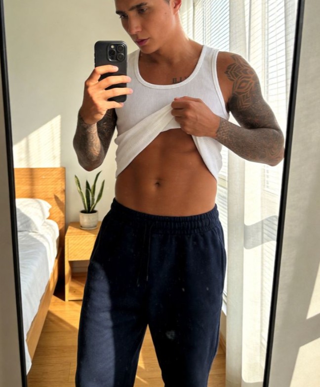 Bigjakey - a Male Escort in Bedfordshire