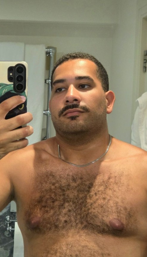 Malekinlondon - a Male Escort in Lincolnshire