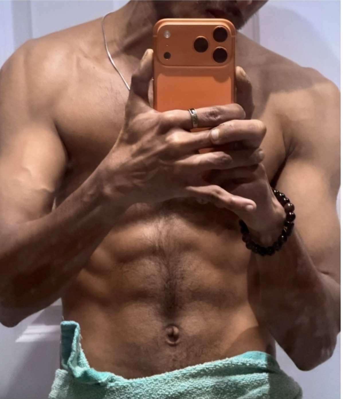 NIHALU - a Male Escort in Stratford